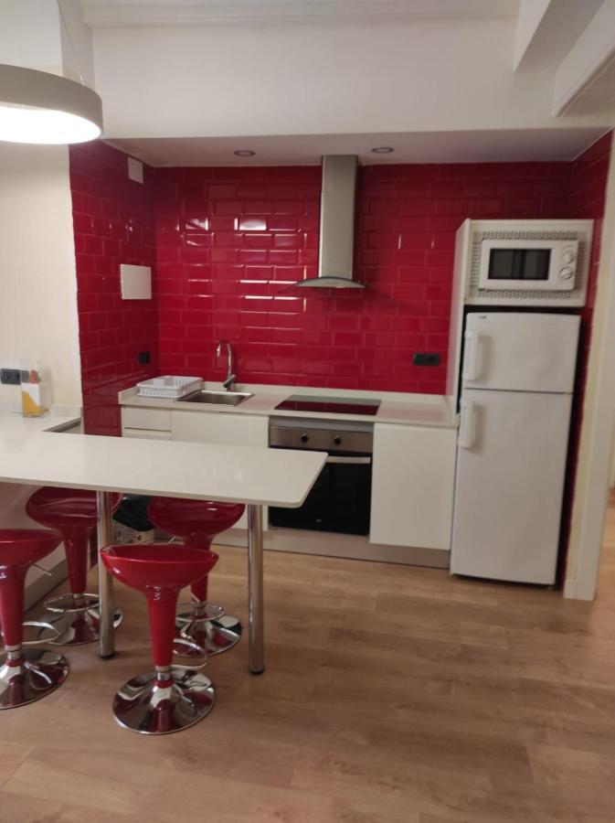 Apartamentos En Plom Valencia Buitenkant foto