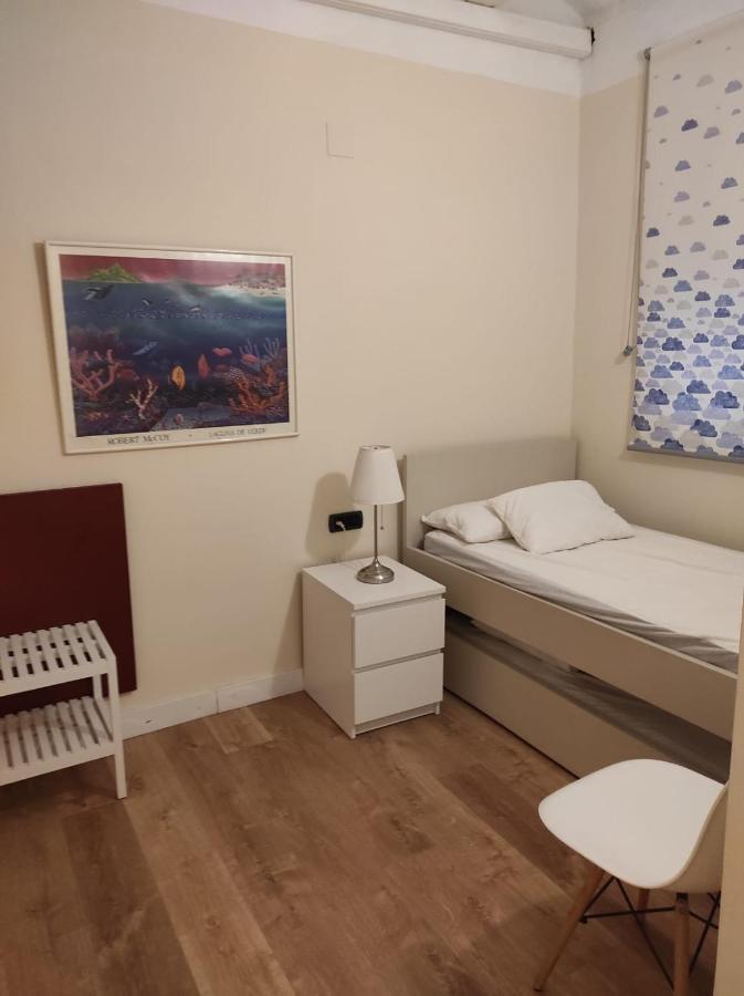 Apartamentos En Plom Valencia Buitenkant foto