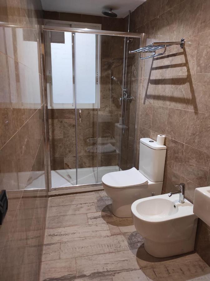 Apartamentos En Plom Valencia Buitenkant foto